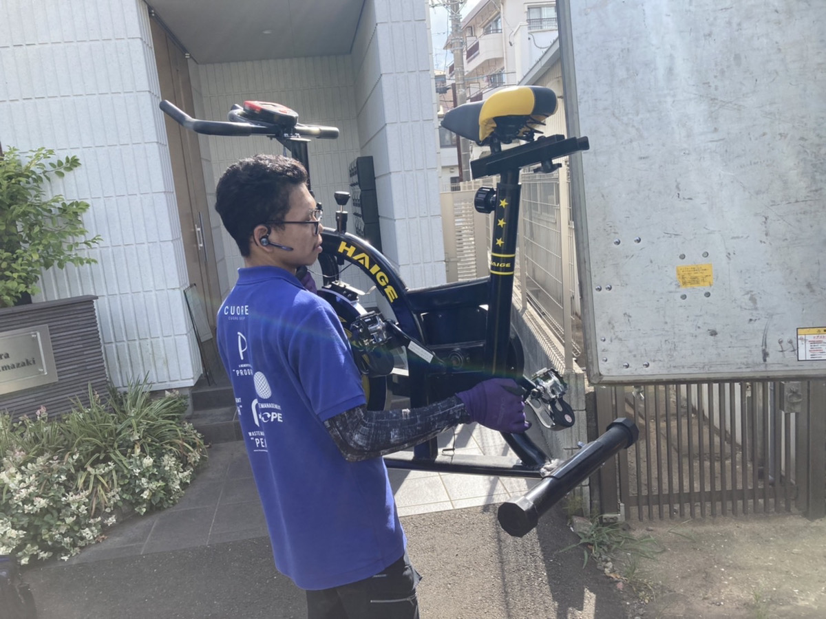 「エアロバイクの引き取りのご依頼でご自宅にお伺いしました」作業写真